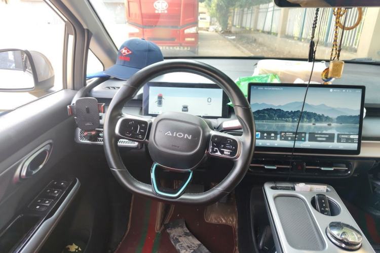 Used AION Y 2023 Plus 610 Enjoyment Edition Ternary Lithium Steering Wheel