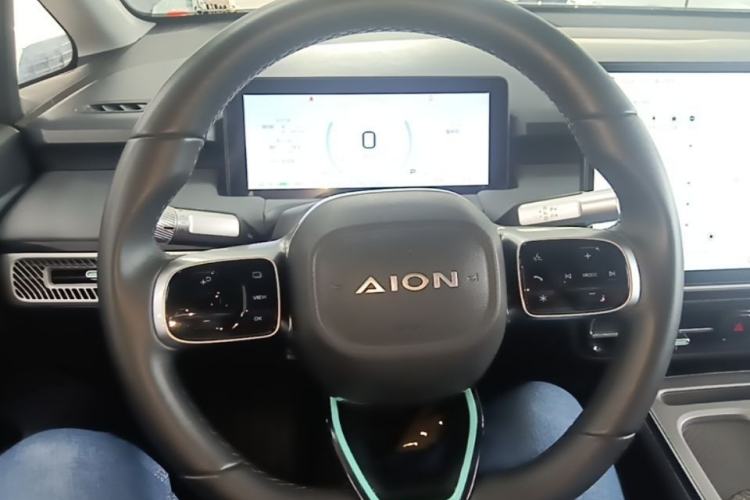 Used AION Y 2023 Plus 610 Enjoyment Edition Ternary Lithium Steering Wheel