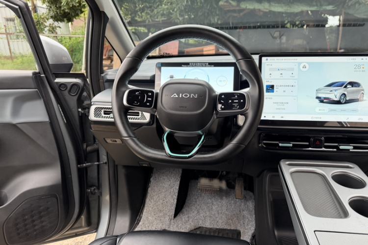 Used AION Y 2023 Younger Steering Wheel