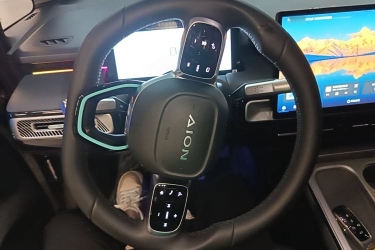 Used AION Y 2023 Plus 510 Tech Edition Steering Wheel
