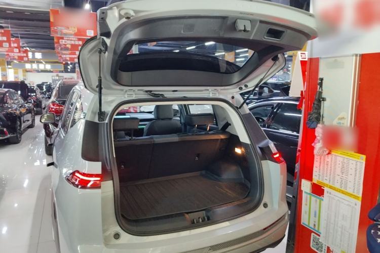 Used AION Y 2023 Plus 610 Smart Edition Ternary Lithium Trunk