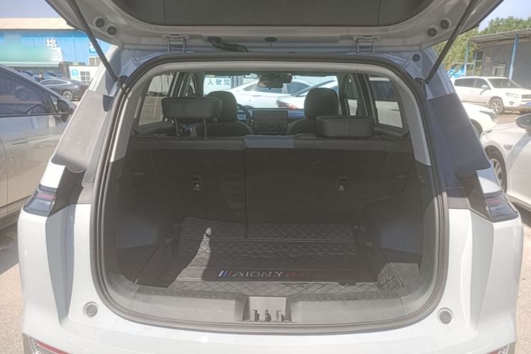 Used AION Y 2023 Plus 510 Smart Edition Trunk
