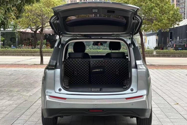 Used AION Y 2023 Plus 510 Smart Edition Trunk