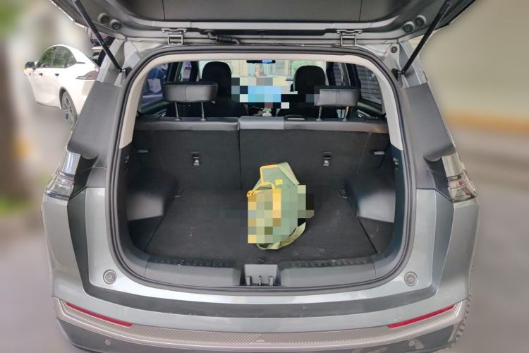 Used AION Y 2023 Plus 510 Smart Edition Trunk