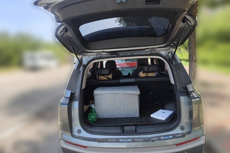Used AION Y 2023 Younger Star Edition Trunk