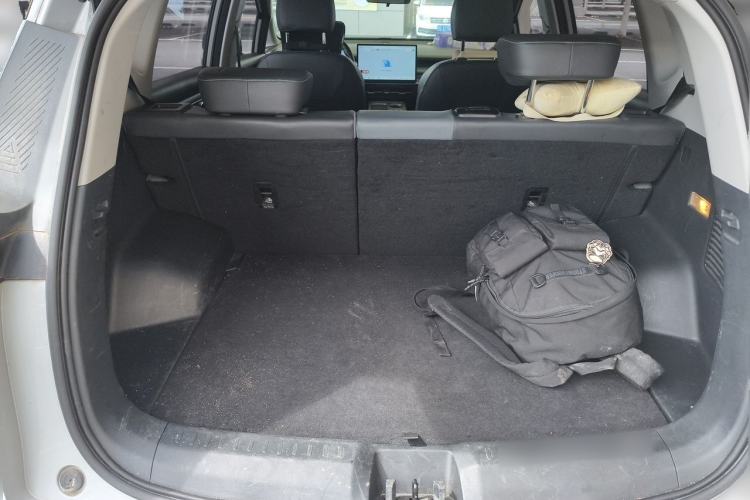 Used AION Y 2023 Plus 610 Smart Edition Ternary Lithium Trunk