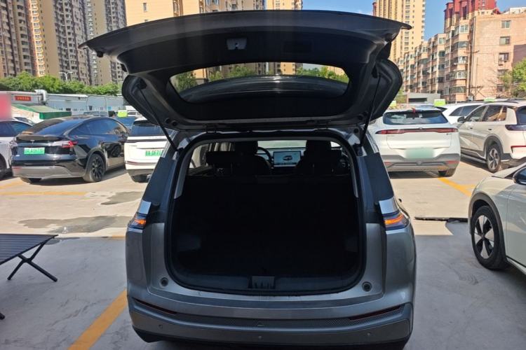 Used AION Y 2023 Younger Star Edition Trunk