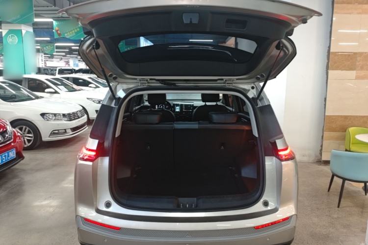 Used AION Y 2023 Plus 510 Smart Edition Trunk