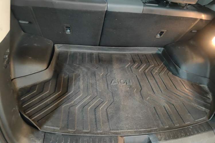 Used AION Y 2023 Plus 510 Smart Edition Trunk