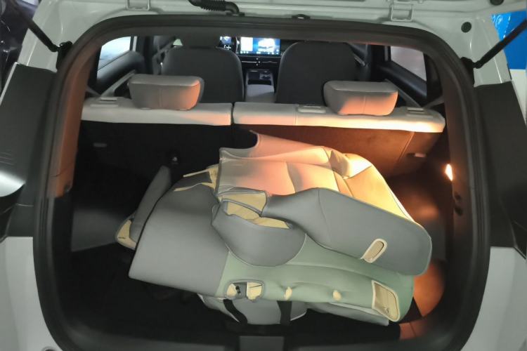Used AION Y 2023 Plus 510 Enjoy Edition Trunk