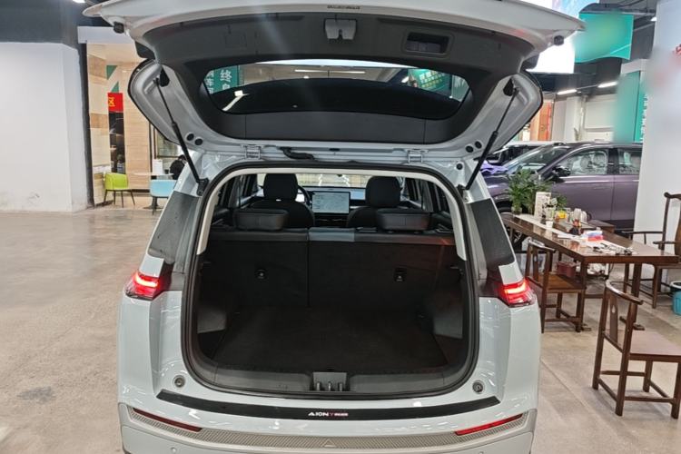 Used AION Y 2023 Plus 510 Smart Edition Trunk
