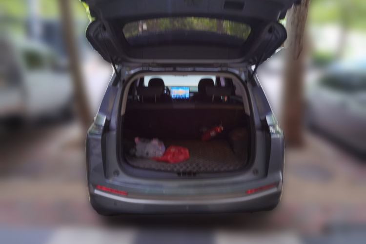 Used AION Y 2023 Younger Trunk