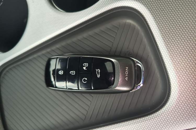 Used AION Y 2023 Plus 510 Smart Edition Vehicle Key