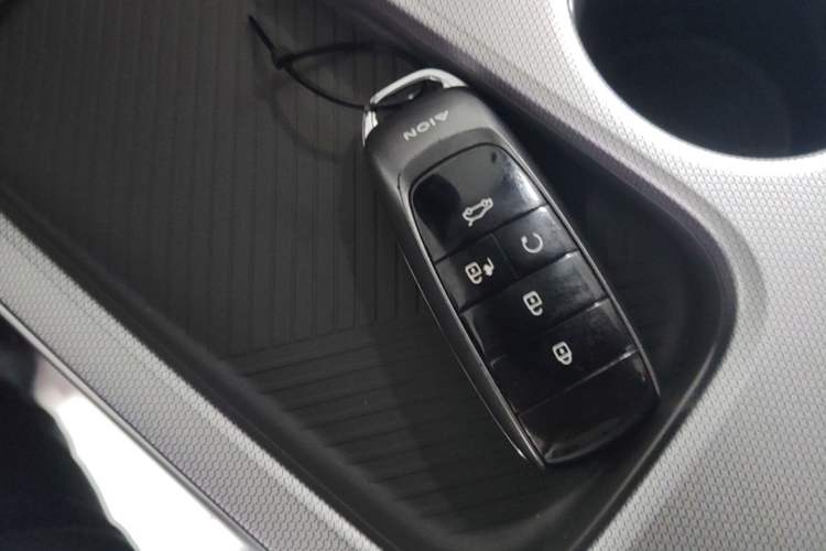 Used AION Y 2023 Younger Vehicle Key