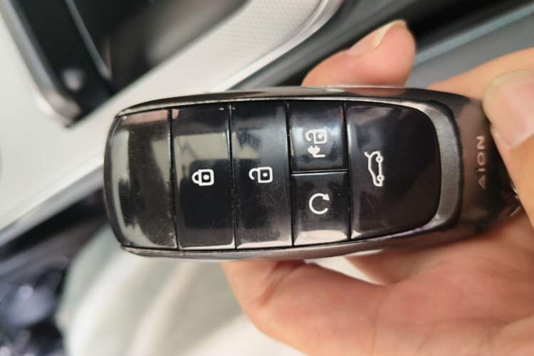 Used AION Y 2023 Younger Star Edition Vehicle Key