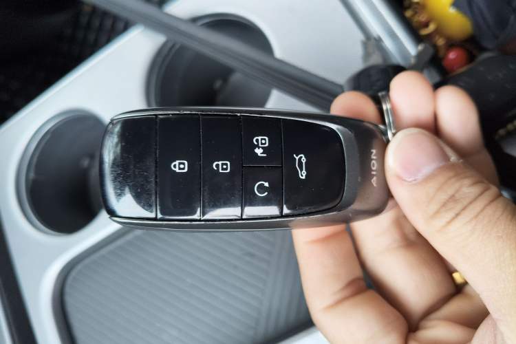 Used AION Y 2023 Younger Vehicle Key