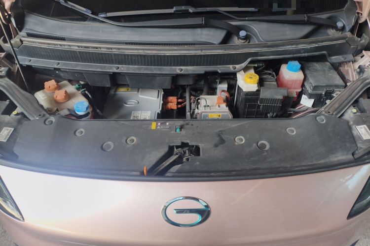 Used AION Y 2023 Younger Engine Bay