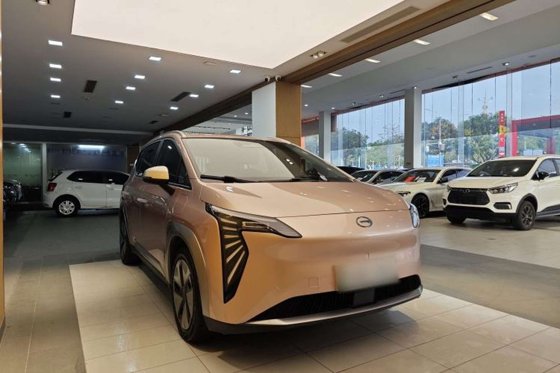 Used AION Y 2023 Younger Exterior 6