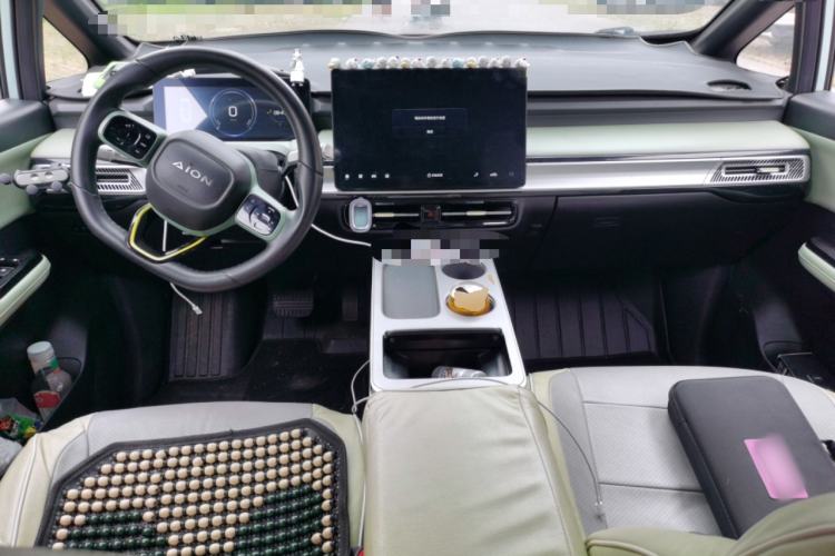 Used AION Y 2023 Plus 610 Enjoyment Edition Ternary Lithium Center Console