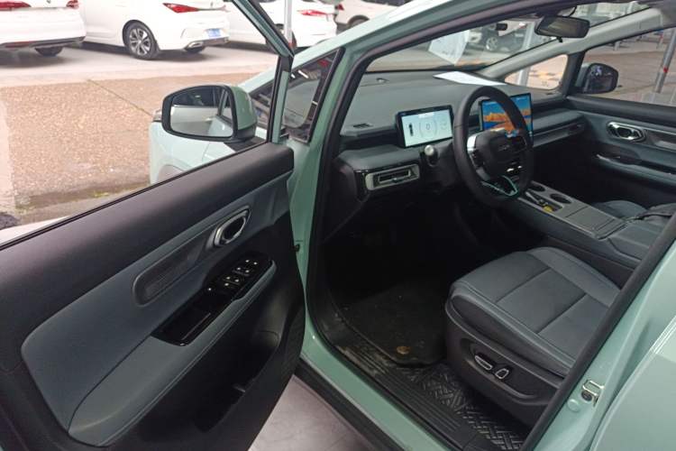 Used AION Y 2023 Younger Driver Seat