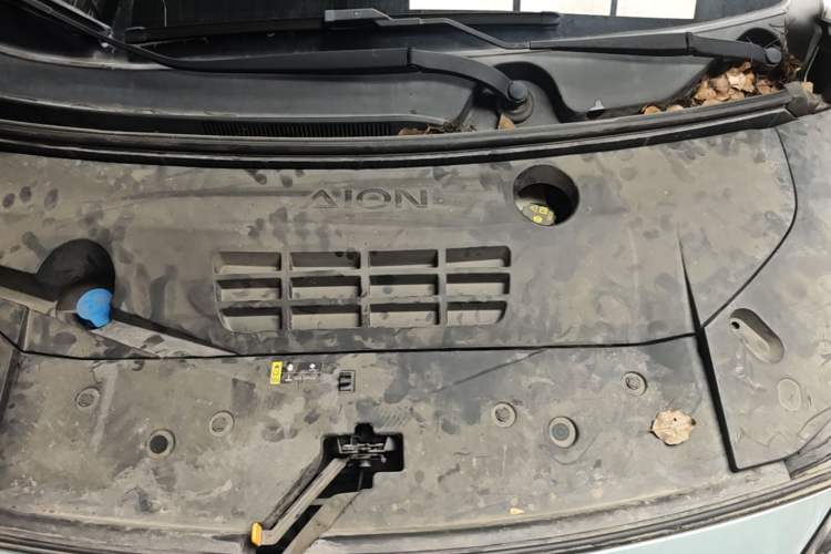 Used AION Y 2023 Plus 510 Smart Edition Engine Bay