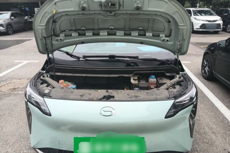 Used AION Y 2023 Plus 510 Smart Edition Engine Bay