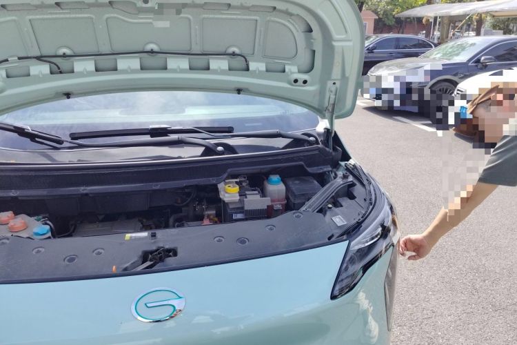 Used AION Y 2023 Plus 510 Enjoy Edition Engine Bay Left
