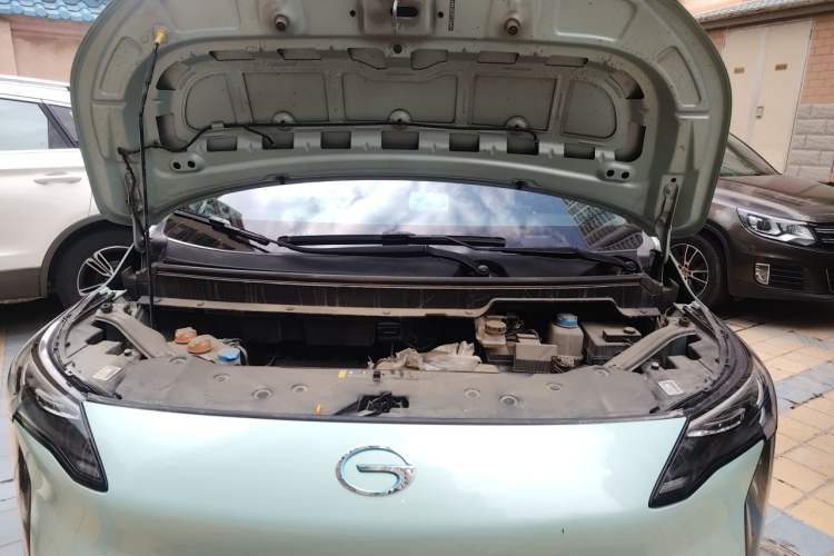 Used AION Y 2023 Plus 510 Smart Edition Engine Bay