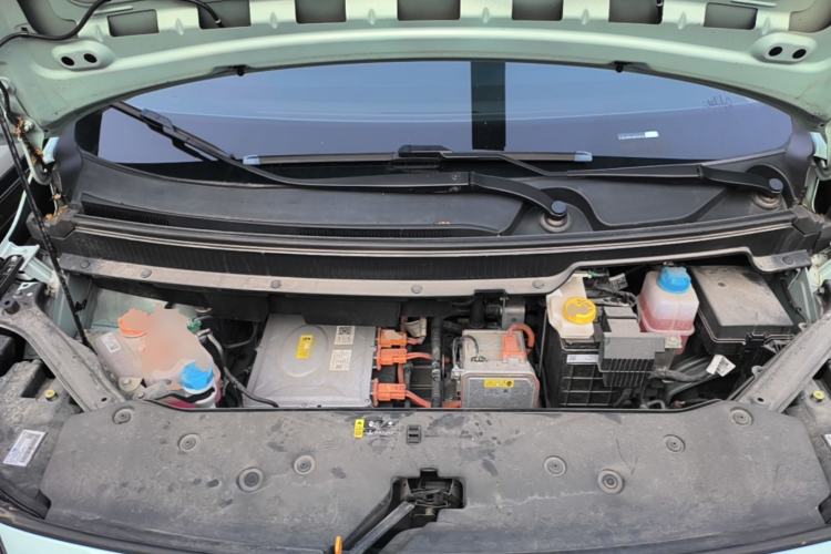 Used AION Y 2023 Plus 510 Smart Edition Engine Bay