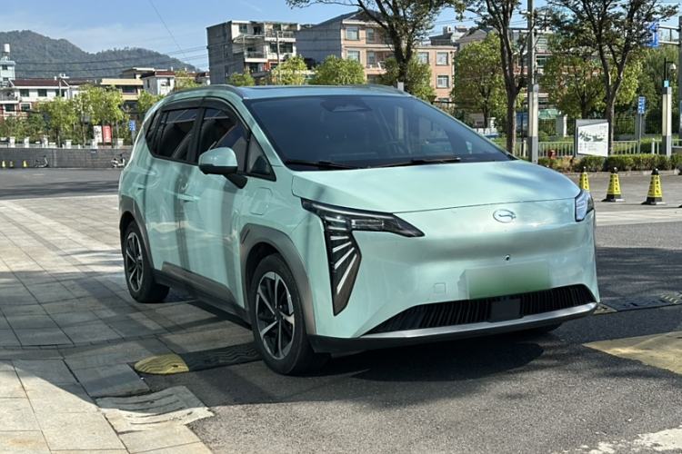 Used AION Y 2023 Younger Star Edition Exterior 1