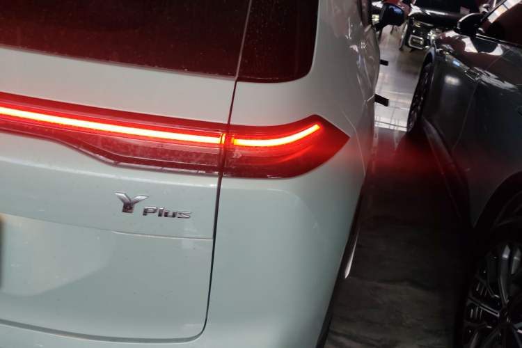 Used AION Y 2023 Plus 510 Smart Edition Exterior 3