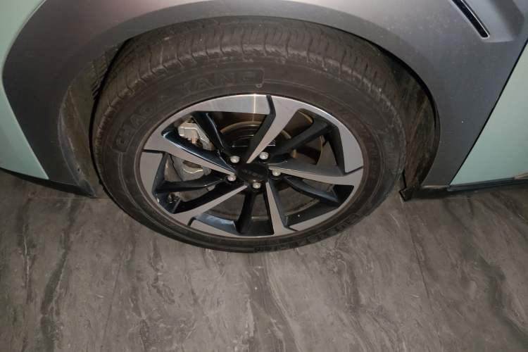 Used AION Y 2023 Plus 510 Smart Edition Exterior 4