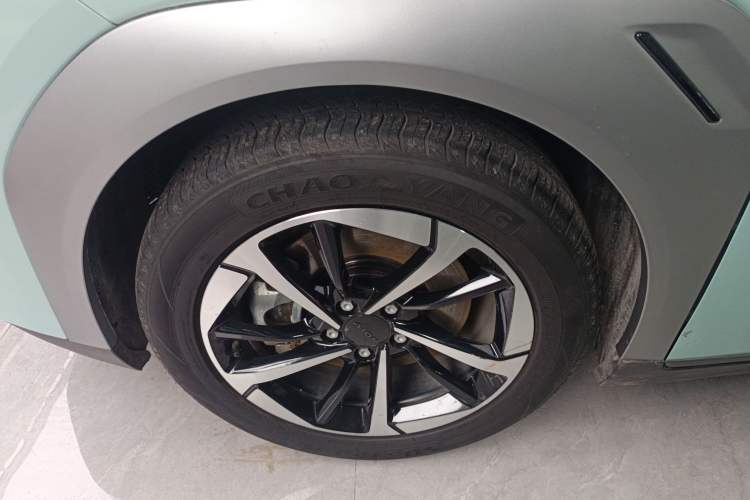 Used AION Y 2023 Younger Exterior 4