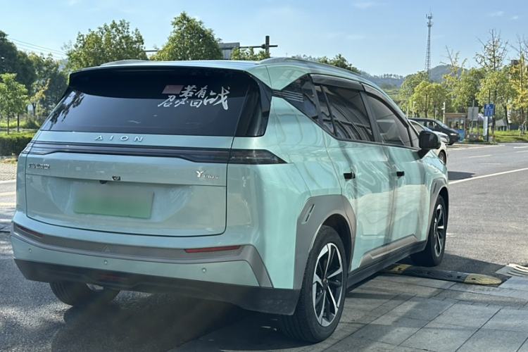 Used AION Y 2023 Younger Star Edition Exterior 4