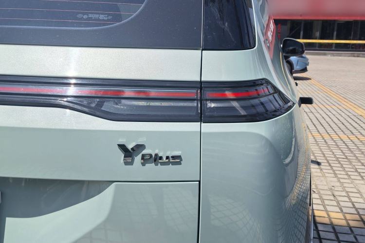 Used AION Y 2023 Plus 510 Tech Edition Exterior 6