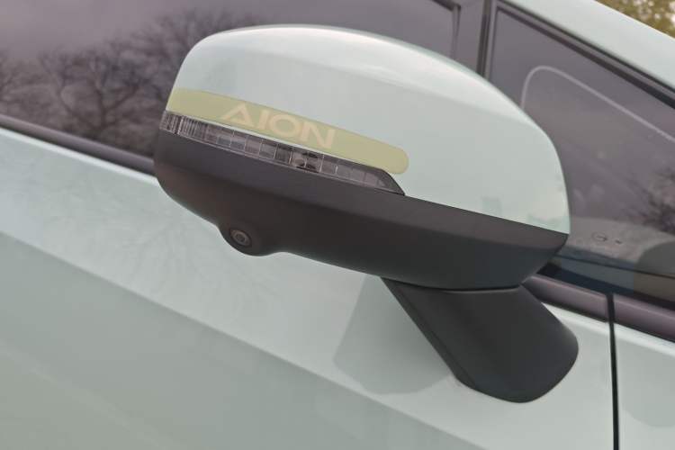 Used AION Y 2023 Plus 510 Smart Edition Exterior 8