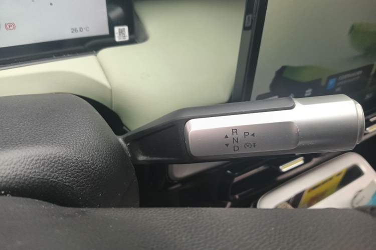 Used AION Y 2023 Plus 510 Smart Edition Gear Lever