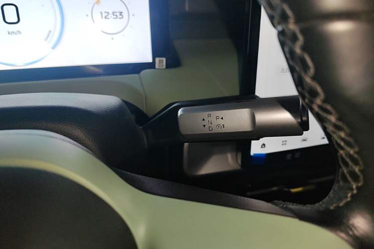 Used AION Y 2023 Younger Star Edition Gear Lever