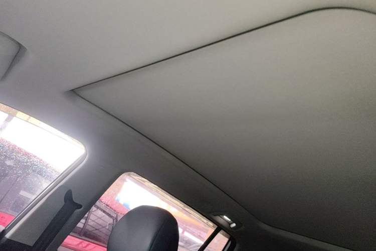 Used AION Y 2023 Plus 510 Smart Edition Headliner