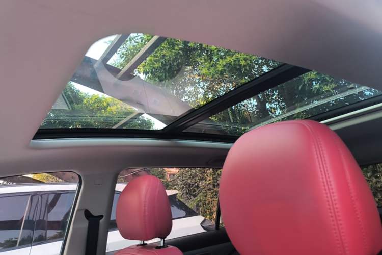 Used AION Y 2023 Plus 510 Smart Edition Headliner