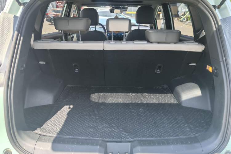 Used AION Y 2023 Plus 510 Tech Edition Interior 15