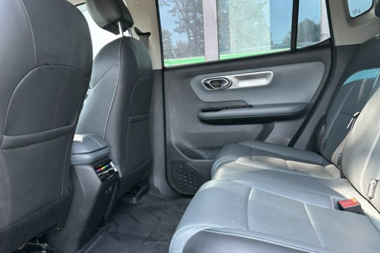 Used AION Y 2023 Younger Star Edition Interior 3