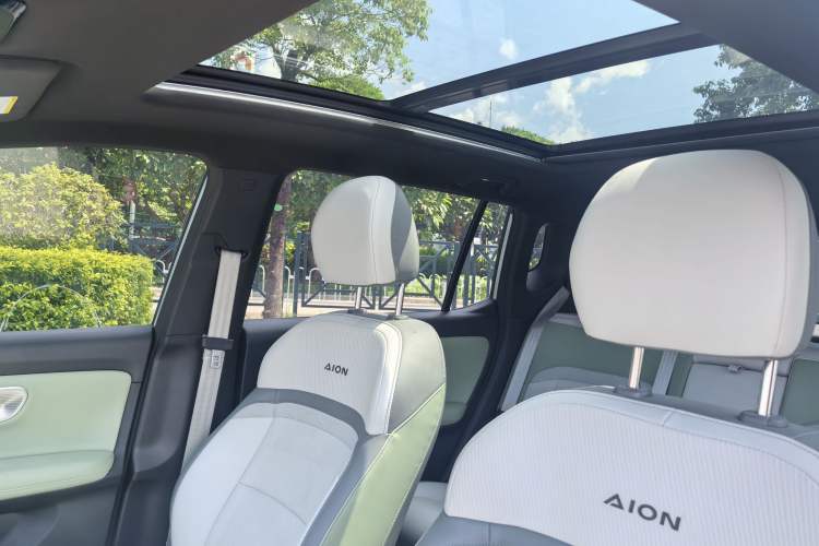 Used AION Y 2023 Plus 510 Tech Edition Interior 4