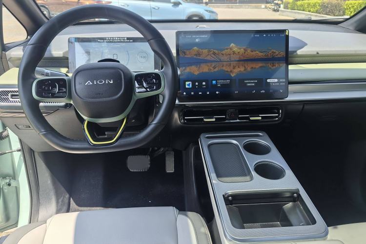 Used AION Y 2023 Plus 510 Tech Edition Interior 8