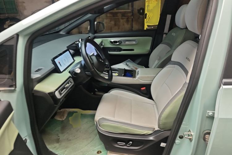 Used AION Y 2023 Plus 510 Smart Edition Left Front Seat