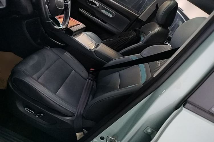 Used AION Y 2023 Plus 510 Smart Edition Left Front Seat