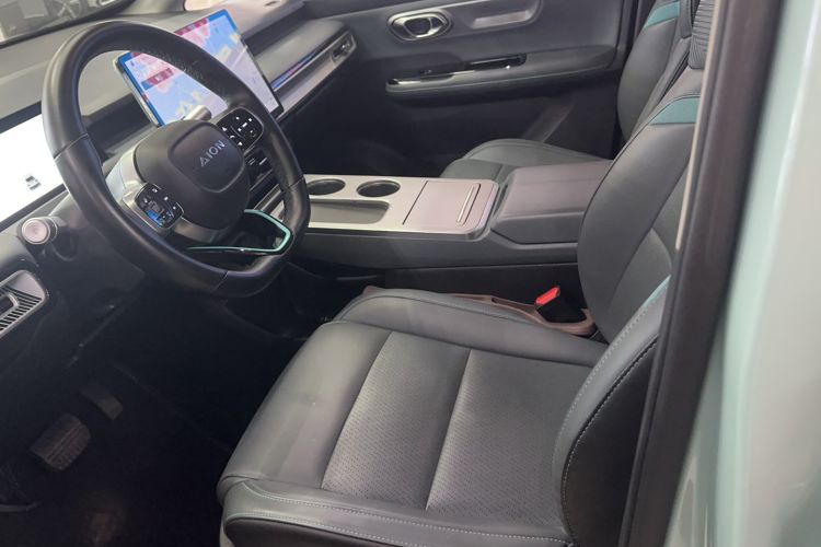Used AION Y 2023 Younger Star Edition Left Front Seat