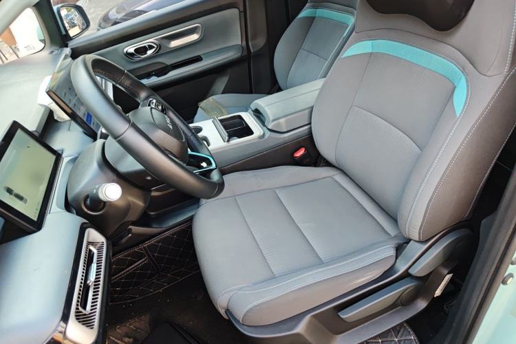 Used AION Y 2023 Plus 610 Enjoyment Edition Ternary Lithium Left Front Seat