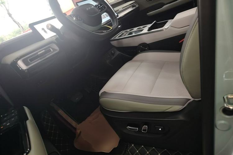 Used AION Y 2023 Plus 610 Smart Edition Ternary Lithium Left Front Seat