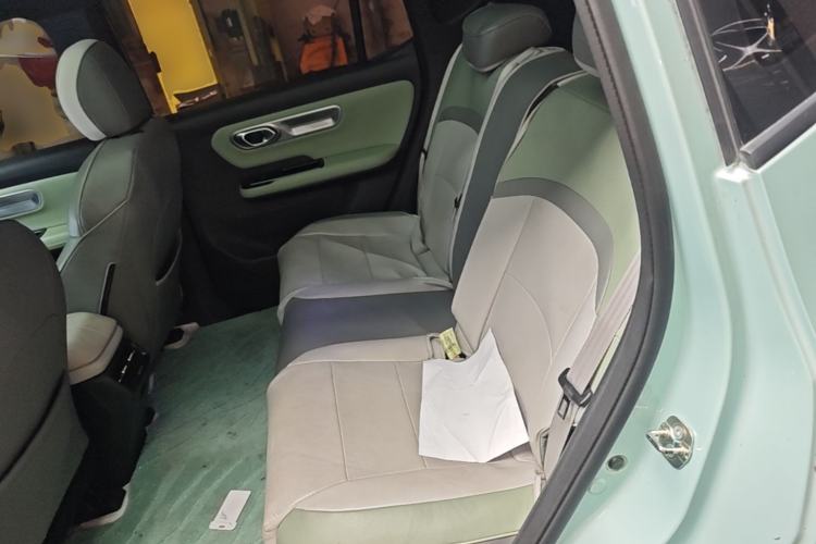 Used AION Y 2023 Plus 510 Smart Edition Left Rear Seat